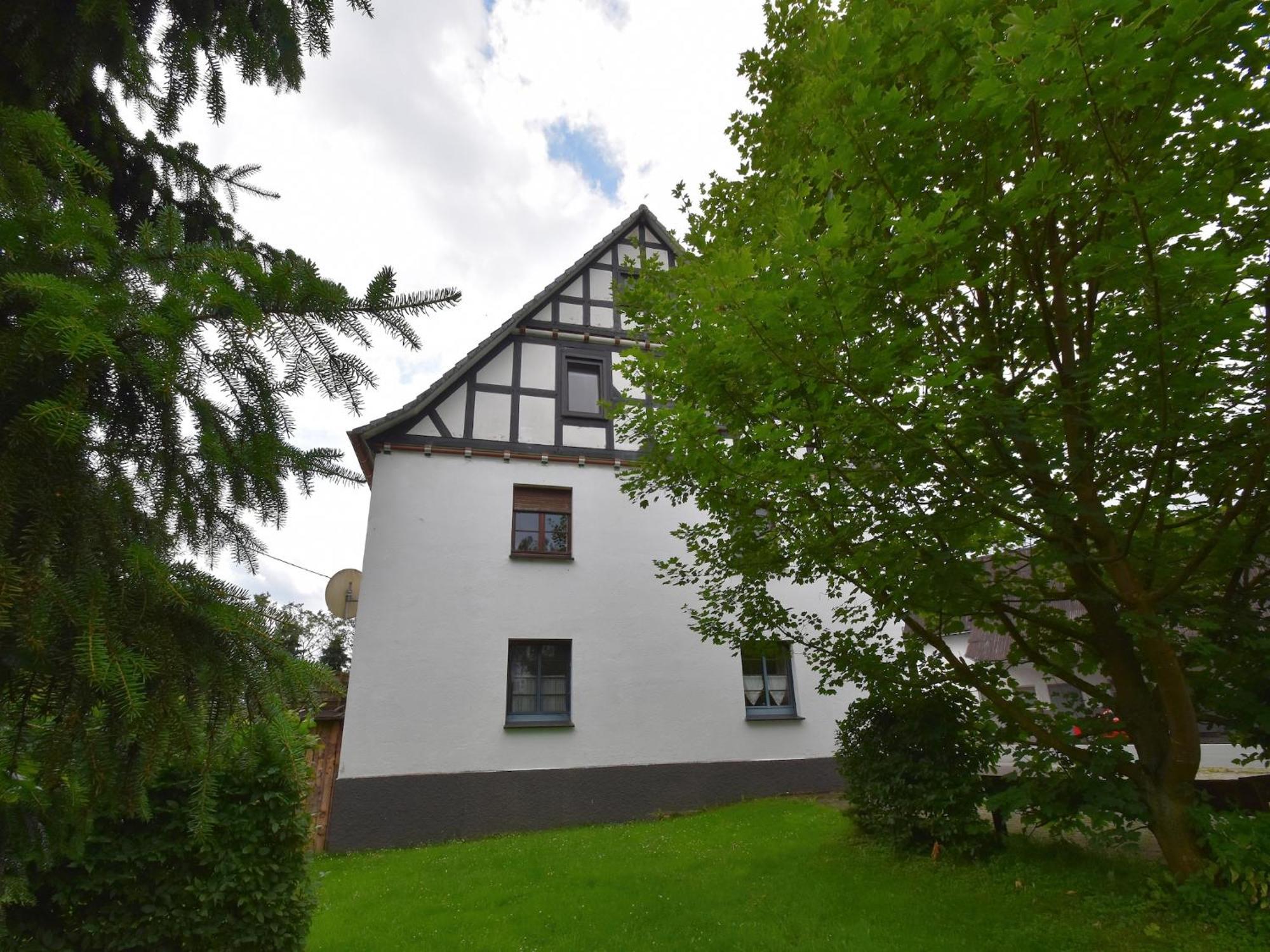 Cosy Apartment In Menkhausen Near The Ski Area Schmallenberg Exterior photo