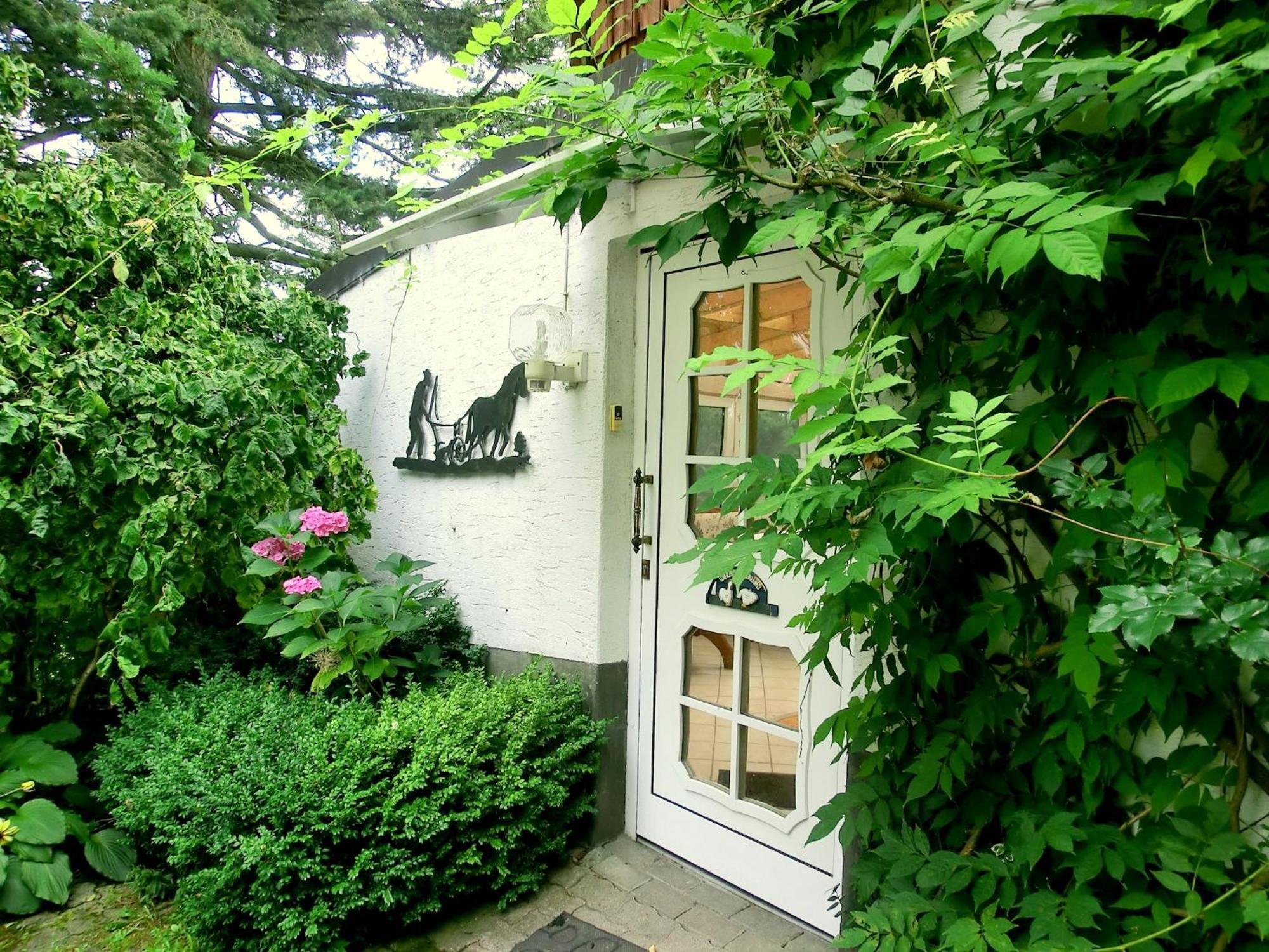 Cosy Apartment In Menkhausen Near The Ski Area Schmallenberg Exterior photo